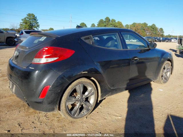 KMHTC6ADXGU292988 Hyundai Veloster
