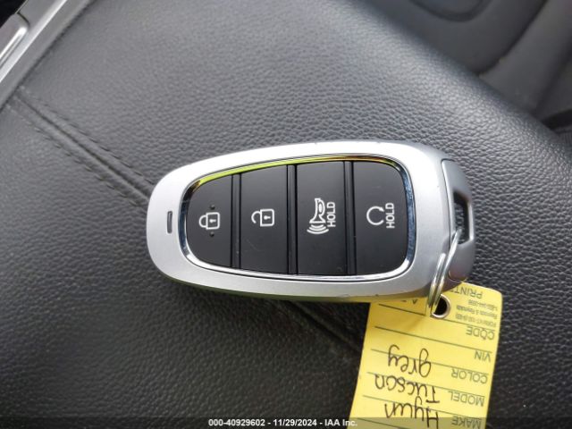 5NMJBCAE8NH018425 Hyundai TUCSON SEL