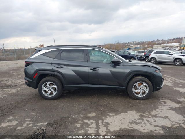 5NMJBCAE8NH018425 Hyundai TUCSON SEL