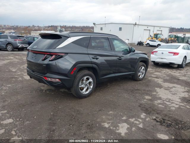 5NMJBCAE8NH018425 Hyundai TUCSON SEL