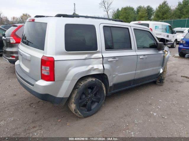 1C4NJPFB3ED560325 Jeep Patriot Latitude
