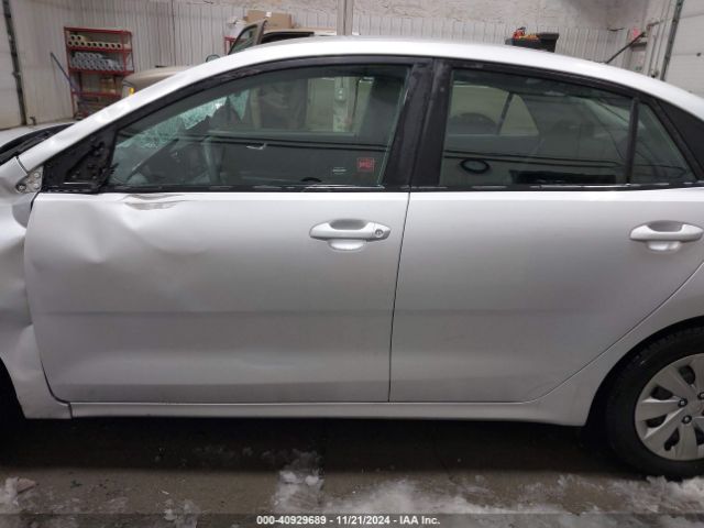3KPA24AB3JE086175 KIA RIO S