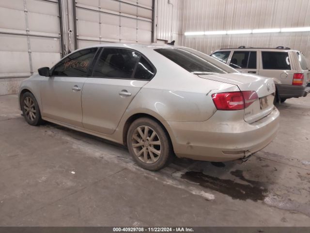 3VW2K7AJXFM272321 Volkswagen Jetta 2.0l S