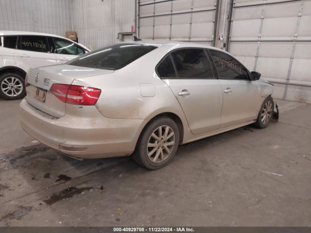 3VW2K7AJXFM272321 Volkswagen Jetta 2.0l S