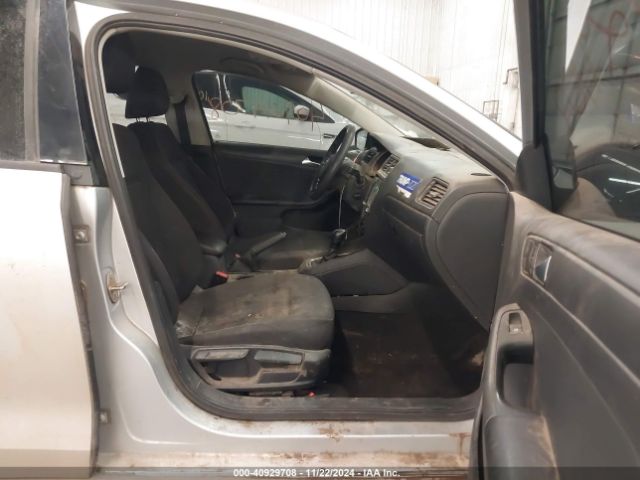 3VW2K7AJXFM272321 Volkswagen Jetta 2.0l S