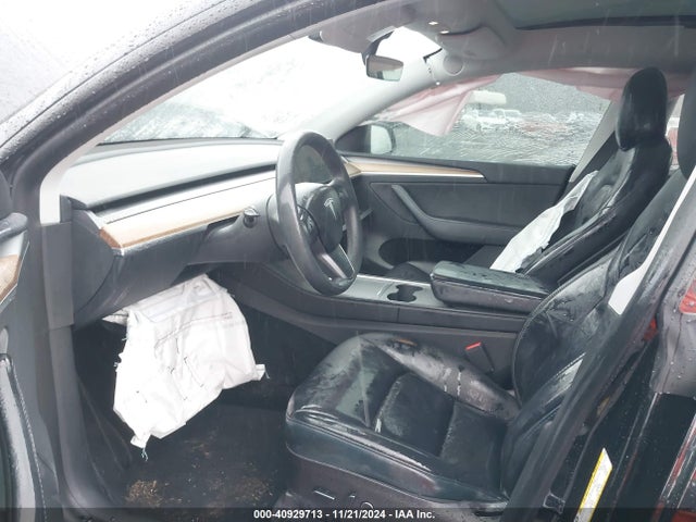 2023 TESLA MODEL Y 7SAYGAEE8PF610509 Photo 4