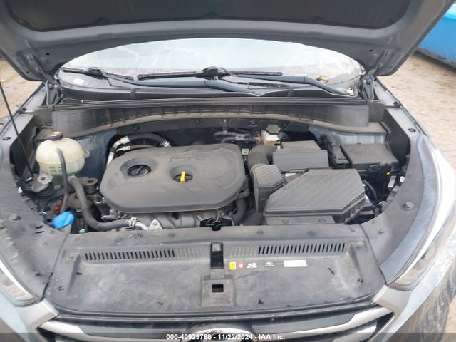 Hyundai TUCSON SE 2017 KM8J33A41HU507763 Image 10