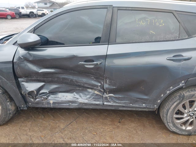 Hyundai TUCSON SE 2017 KM8J33A41HU507763 Image 14