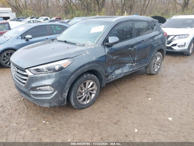 Hyundai TUCSON SE 2017 KM8J33A41HU507763 Image 2