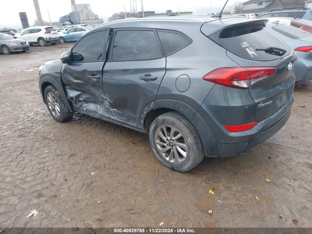 Hyundai TUCSON SE 2017 KM8J33A41HU507763 Image 3
