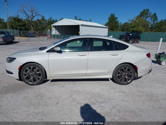 Chrysler 200 S 2015 1C3CCCBB8FN622107 Image 14