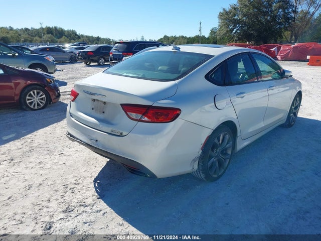 Chrysler 200 S 2015 1C3CCCBB8FN622107 Image 4
