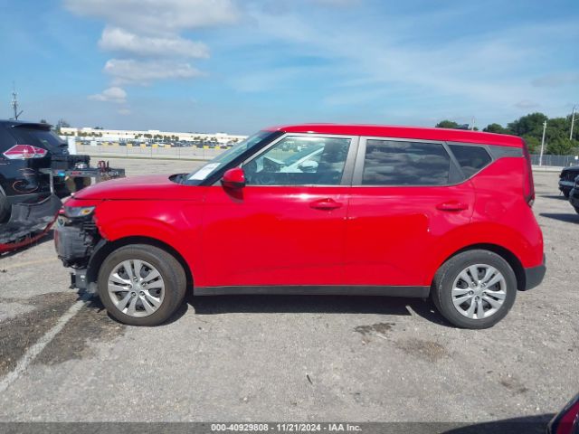 KNDJ23AU6L7023067 KIA SOUL LX