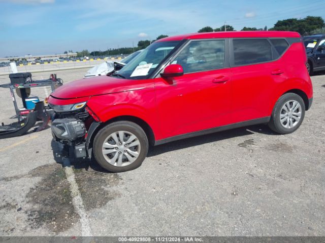 KNDJ23AU6L7023067 KIA SOUL LX