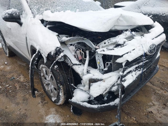 Toyota RAV4 LE 2022 2T3F1RFV1NW263034 Image 6