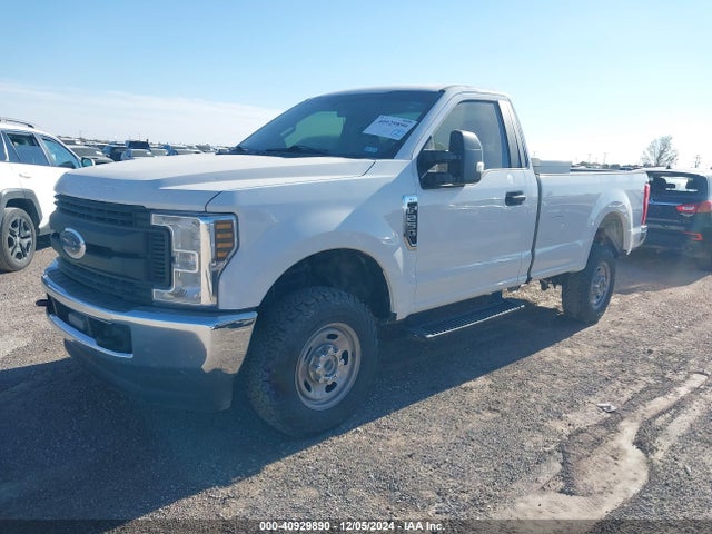 Ford F-250 Xl 2019 1FTBF2B69KEF79063 Image 2