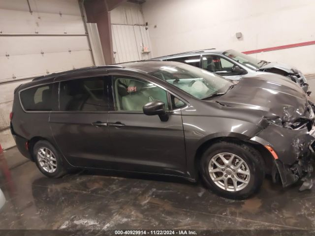 2C4RC1DG3MR551532 Chrysler Voyager Lxi