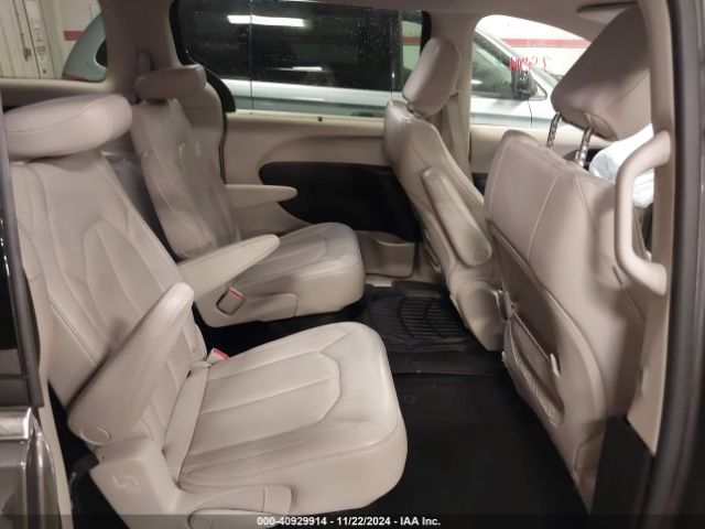 2C4RC1DG3MR551532 Chrysler Voyager Lxi