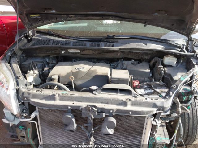 5TDKZ3DC1HS873012 Toyota Sienna Le 8 Passenger