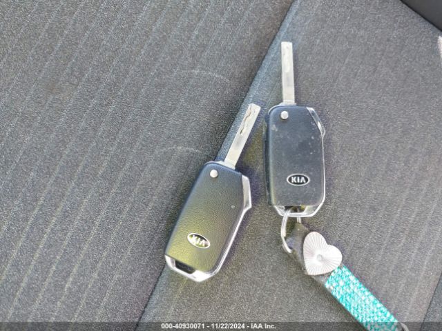 KNDJ63AU0L7011985 KIA Soul Gt-line
