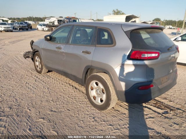 1C4PJMAB5GW266446 Jeep Cherokee Sport