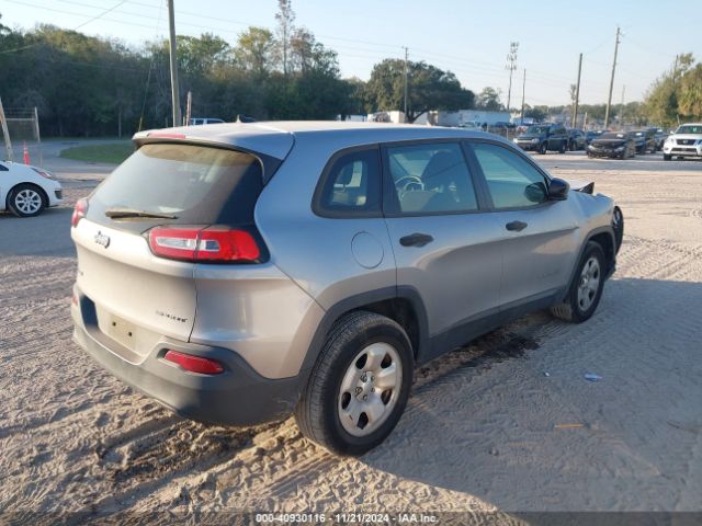 1C4PJMAB5GW266446 Jeep Cherokee Sport