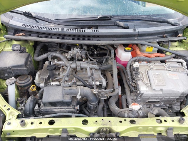 JTDKDTB37G1122395 Toyota Prius C Two