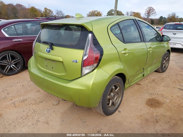 JTDKDTB37G1122395 Toyota Prius C Two