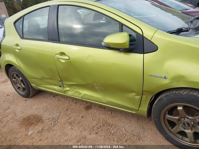 JTDKDTB37G1122395 Toyota Prius C Two