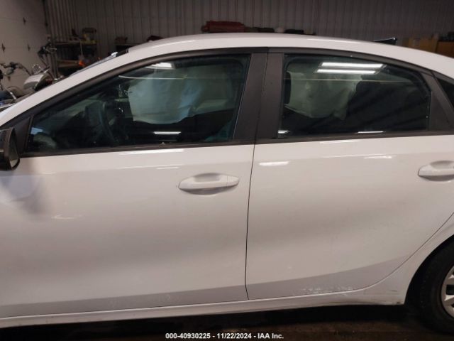 3KPF24AD0KE048654 KIA FORTE FE