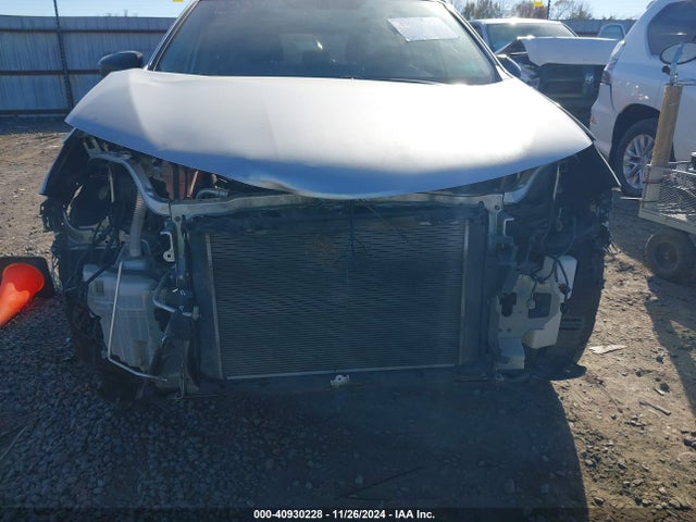 Toyota RAV4 LE 2015 JTMBFREV7FJ043415 Image 6