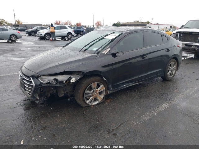 Hyundai Elantra Value Edition 2018 5NPD84LF0JH379619 Image 2