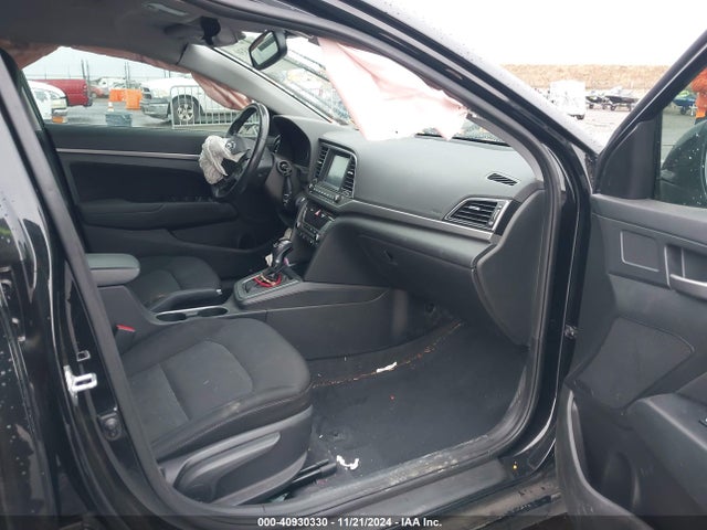 Hyundai Elantra Value Edition 2018 5NPD84LF0JH379619 Image 5