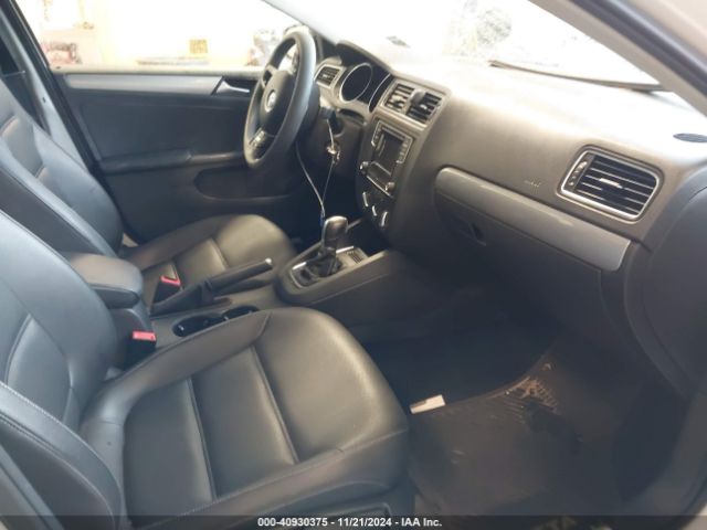 3VWDB7AJ7JM203734 Volkswagen Jetta 1.4t Se/1.4t Wolfsburg Edition