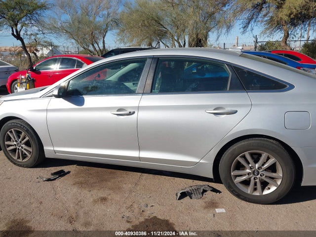 Hyundai SONATA SE 2016 5NPE24AF1GH317048 Image 14