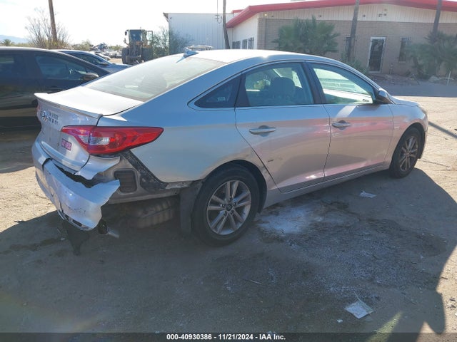 Hyundai SONATA SE 2016 5NPE24AF1GH317048 Image 4