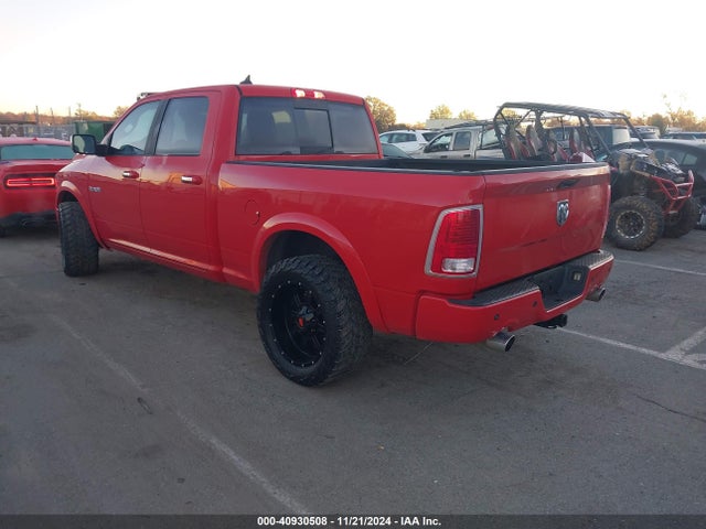 RAM 1500 Laramie  4x4 6'4 Box 2018 1C6RR7VT1JS250899 Image 3