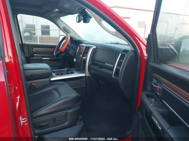 RAM 1500 Laramie  4x4 6'4 Box 2018 1C6RR7VT1JS250899 Image 5