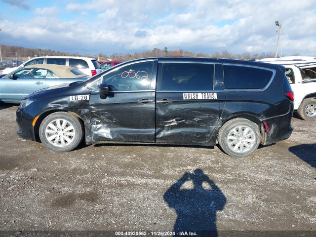 Chrysler Voyager L 2020 2C4RC1AG0LR281971 Image 14