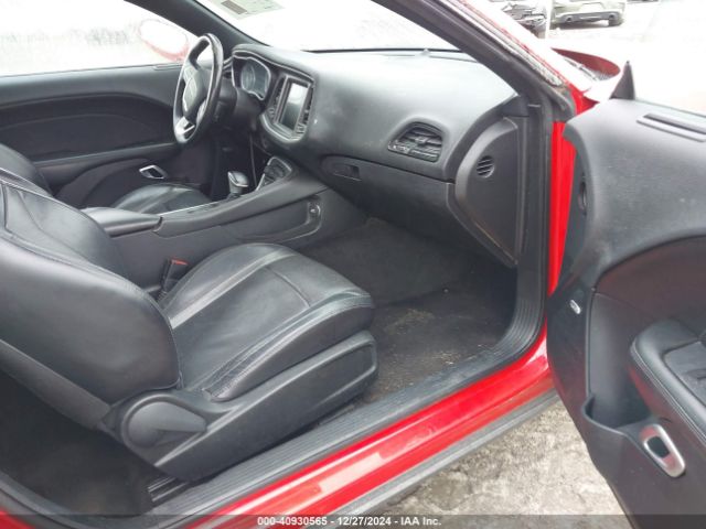 2C3CDZBT6FH823067 Dodge Challenger R/t Plus