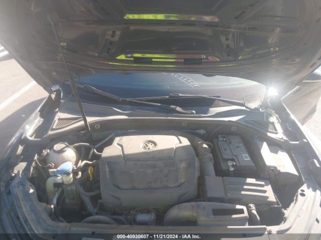 1VWBA7A39JC035981 Volkswagen Passat 2.0t Se
