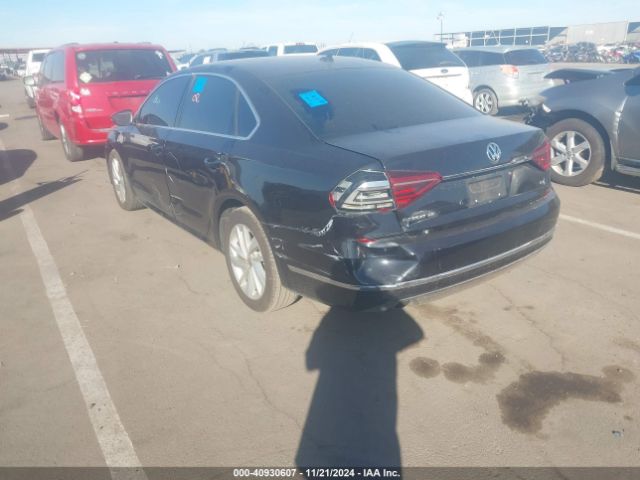 1VWBA7A39JC035981 Volkswagen Passat 2.0t Se
