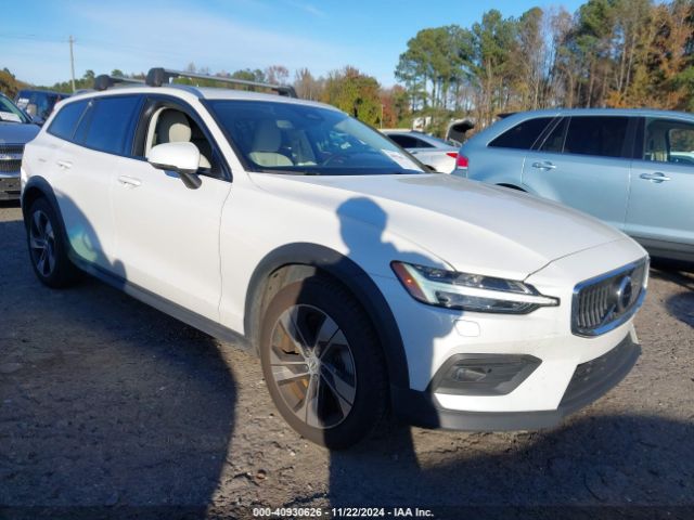 2023 VOLVO V60 CROSS COUNTRY YV4L12WZ3P2107065