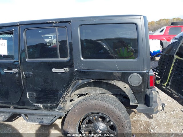 1C4BJWDGXFL636867 Jeep Wrangler Unlimited Freedom Edition
