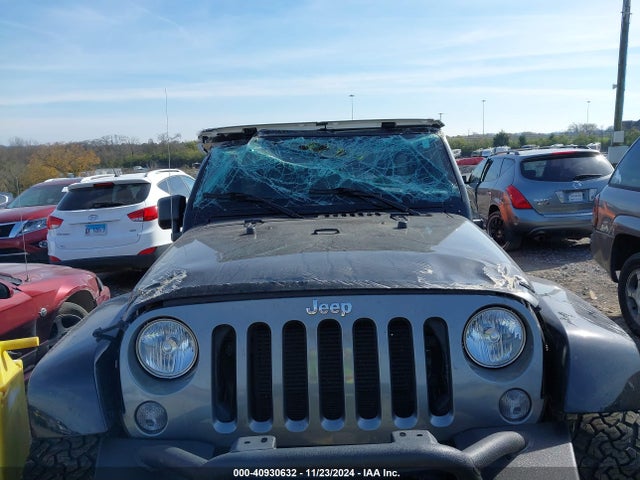 1C4BJWDGXFL636867 Jeep Wrangler Unlimited Freedom Edition