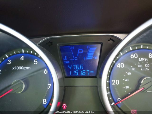 KM8JUCAG0EU948738 Hyundai TUCSON SE