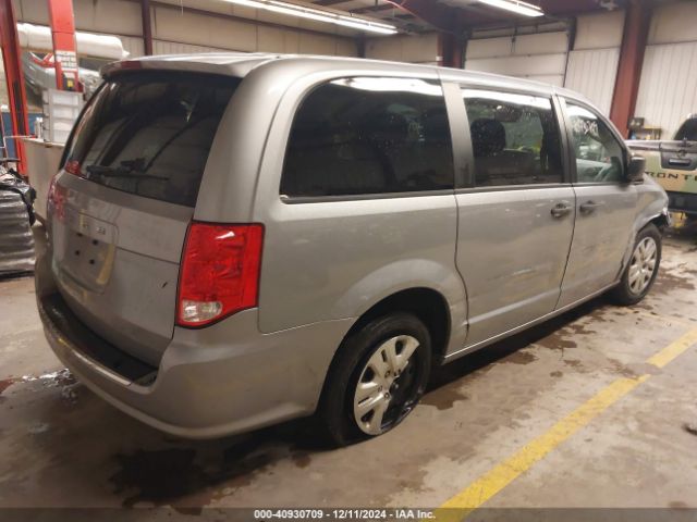 2C4RDGBG1KR713870 Dodge Grand Caravan Se