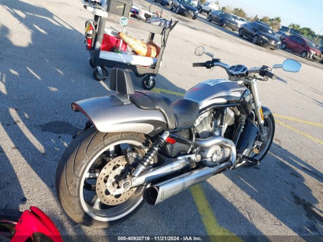 2016 HARLEY-DAVIDSON VRSCF 1HD1HPH18GC801558 Photo 3