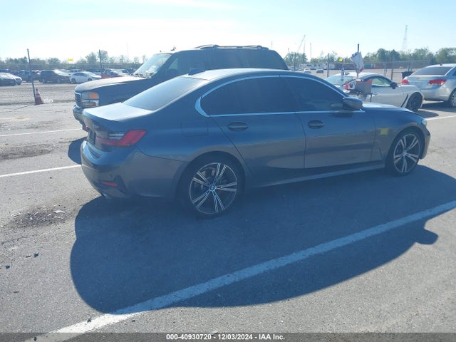 WBA5R1C52KAJ99877 BMW 330I