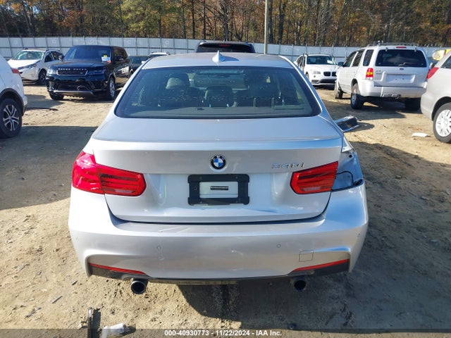 BMW 340i 2016 WBA8B3G50GNT62212 Image 17